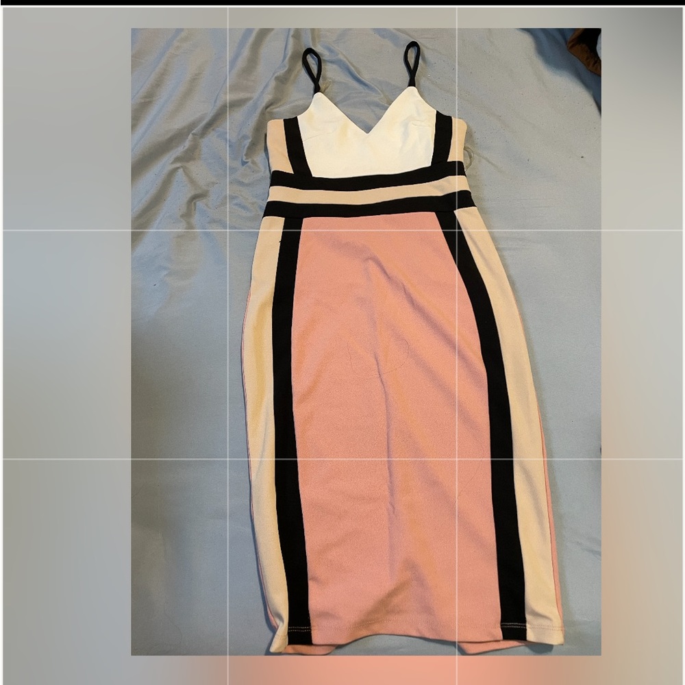 Dress - Picture 4 of 4